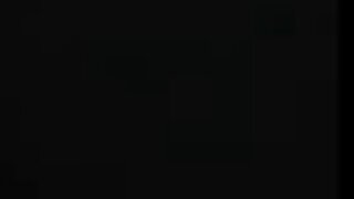 ಹದಿಹರೆಯದ ಎಬೊನಿ ಸೂಳೆ ಅಮೂಲ್ಯ ತನ್ನ ಭಾರತೀಯ ಚಲನಚಿತ್ರ ಮಾದಕ ಹೊಲಸು ಕೂದಲುಳ್ಳ ಸ್ಲಿಟ್ ತೋರಿಸುತ್ತದೆ